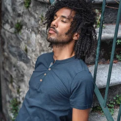 Othello | T-Shirt Henley